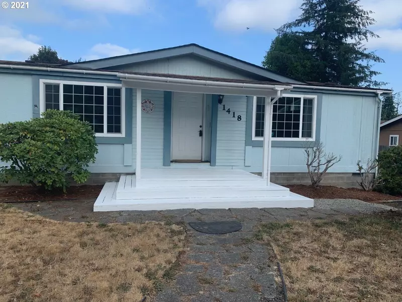 1418 N LAUREL ST, Coquille, OR 97423