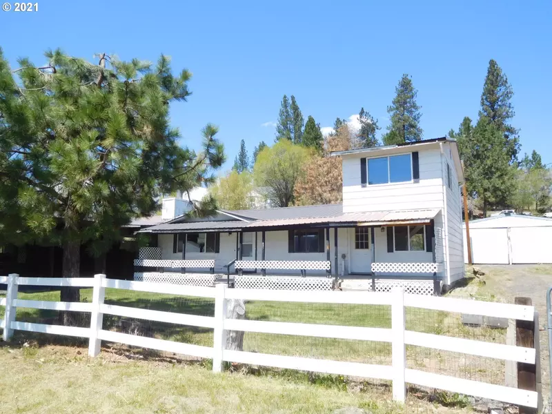 107 W WAID ST, Ukiah, OR 97880