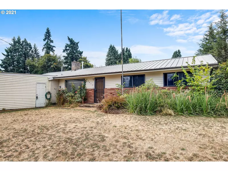 18417 SE RIVER RD, Milwaukie, OR 97267