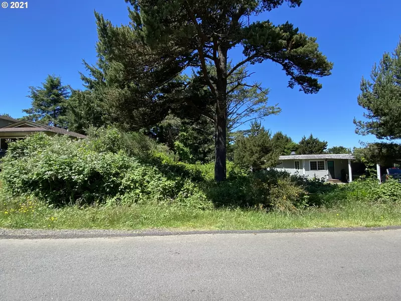 500 SE Jetty AVE, Lincoln City, OR 97367