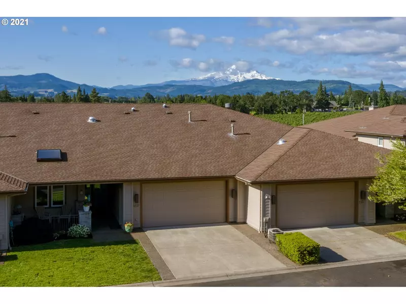 3477 AVALON DR #112, Hood River, OR 97031