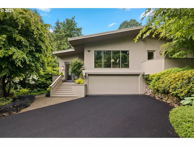 2929 GLEN EAGLES RD, Lake Oswego, OR 97034