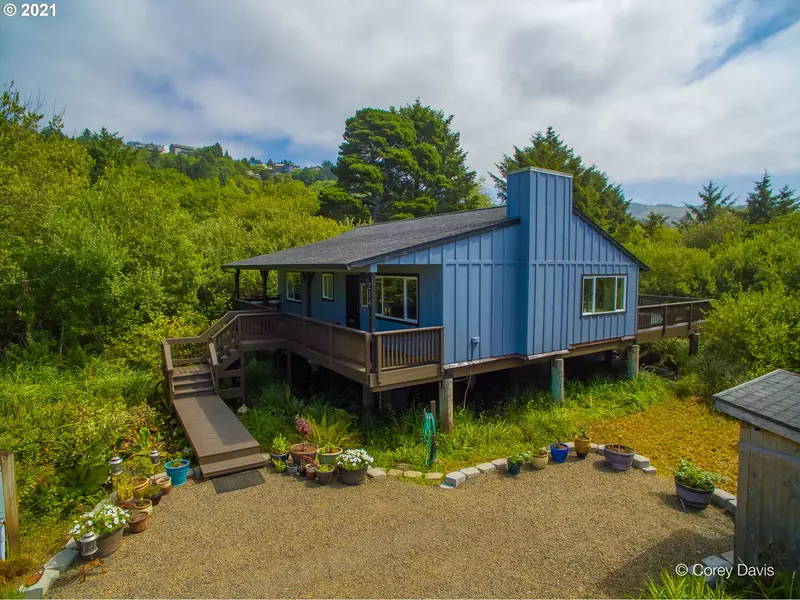 214 S FOURTH AVE, Rockaway Beach, OR 97136