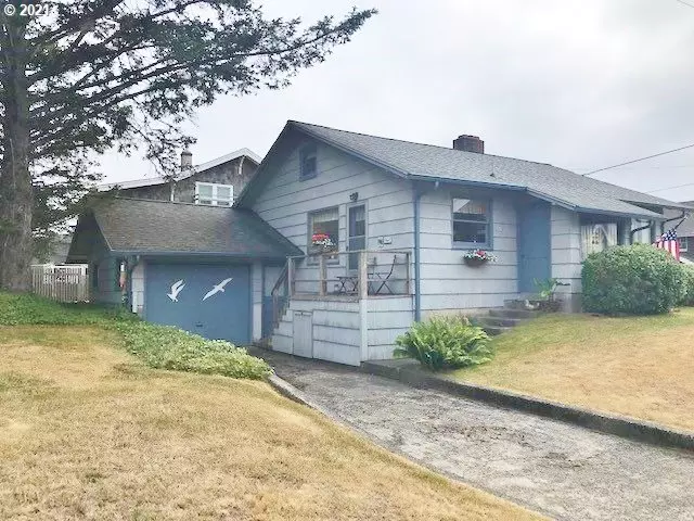 201 3rd ST, Gearhart, OR 97138