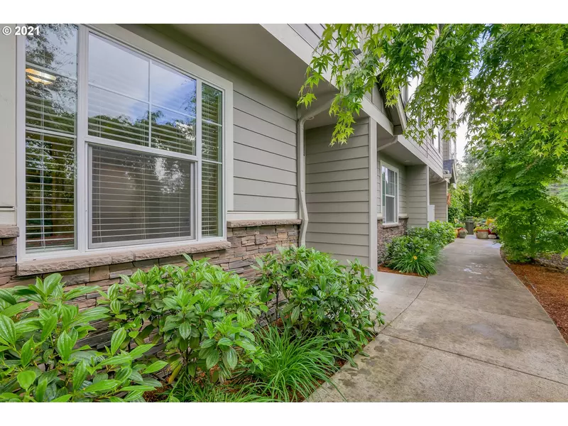 9185 SW MONTAGE LN, Tigard, OR 97223