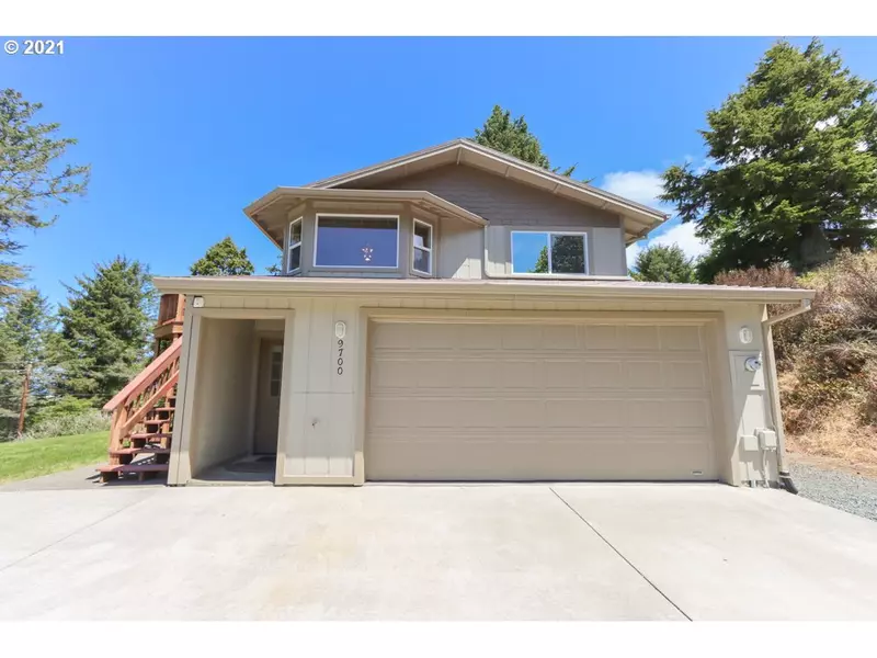 9700 SCENIC VIEW DR, Rockaway Beach, OR 97136