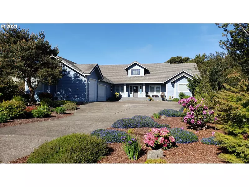 27 SHORELINE DR, Florence, OR 97439