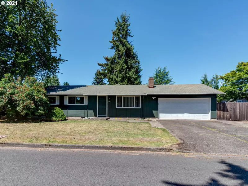 2115 TORR AVE, Eugene, OR 97408