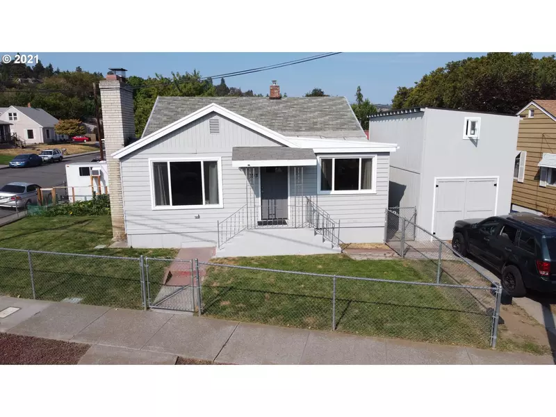 1313 G ST, The Dalles, OR 97058