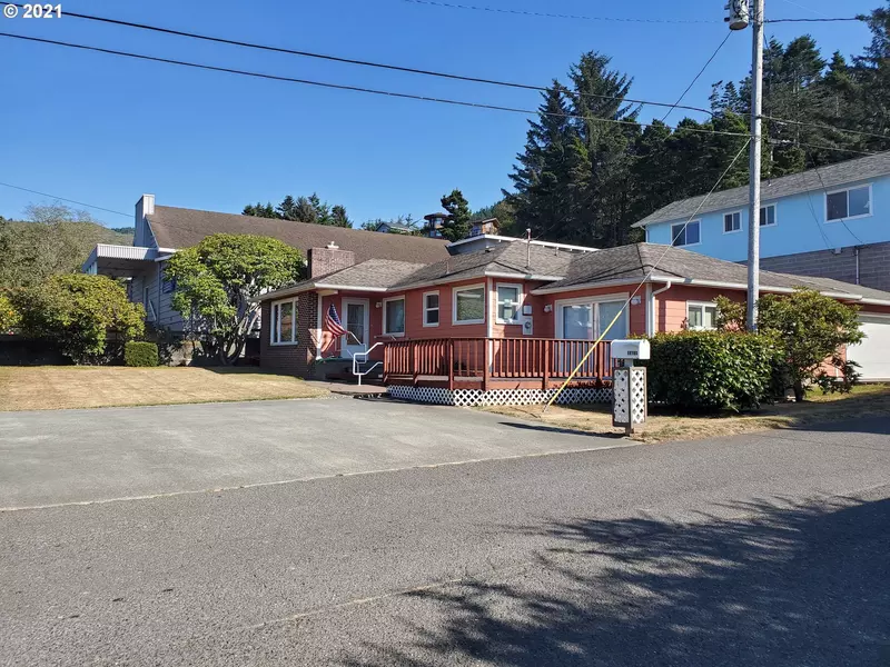 94180 ELEVENTH ST, Gold Beach, OR 97444