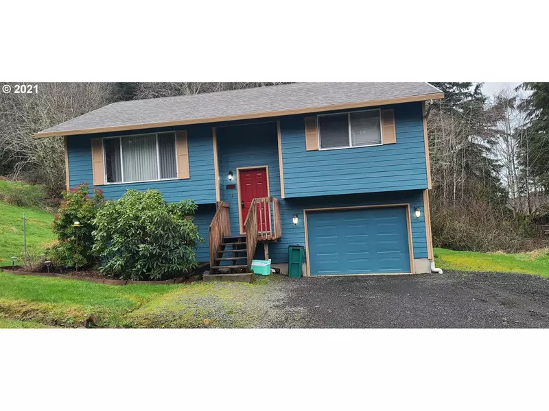 339 NEPTUNE ST, Rockaway Beach, OR 97136