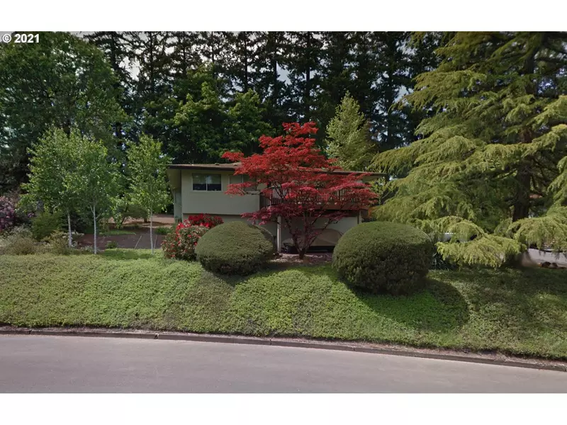 412 Walnut DR, Monmouth, OR 97361