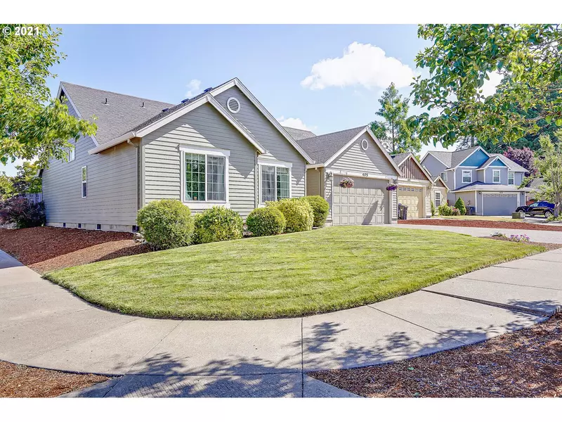 405 MAPLE CT, Mt Angel, OR 97362