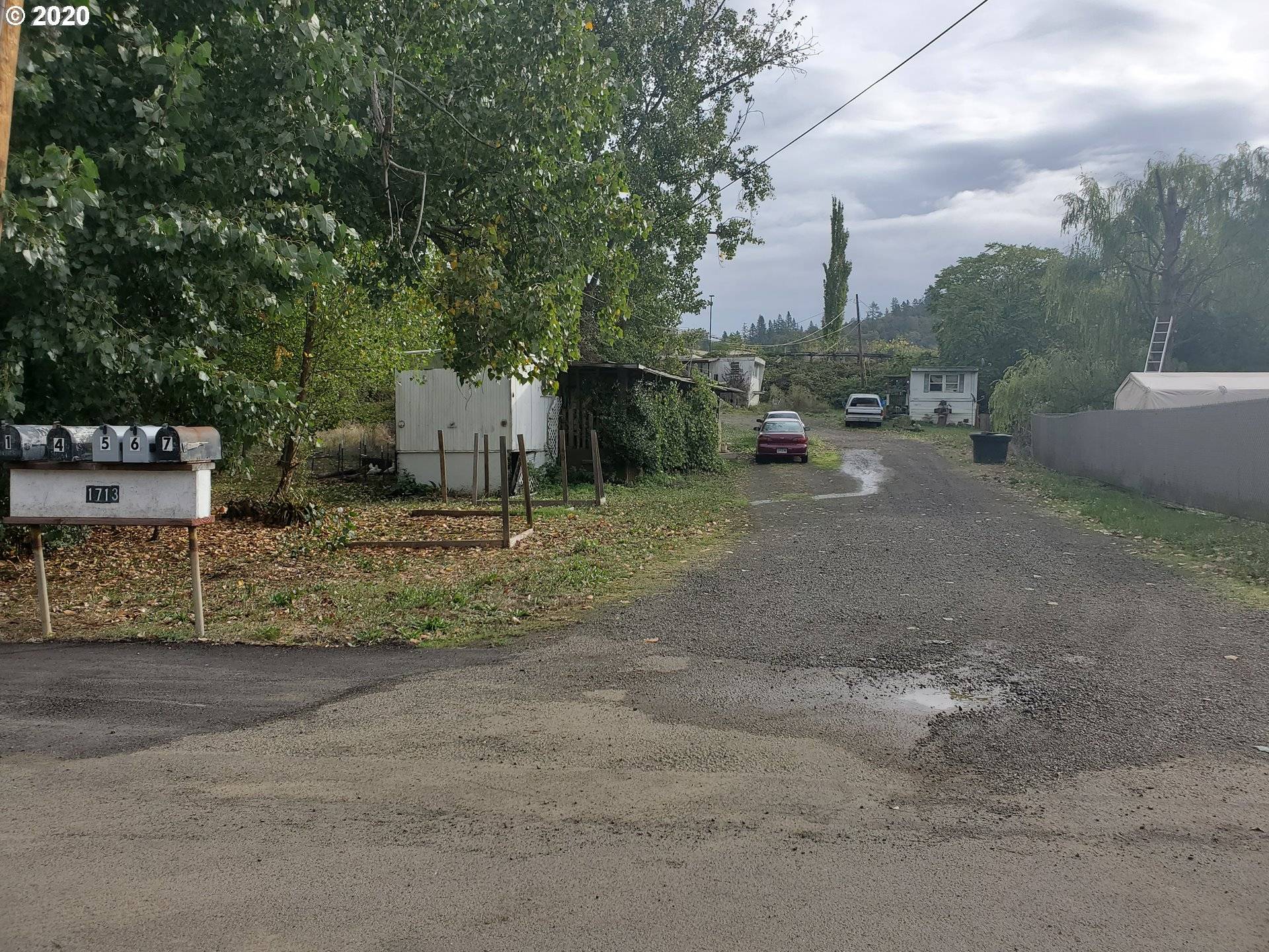 1713 SE MILL ST, Roseburg, OR 97470