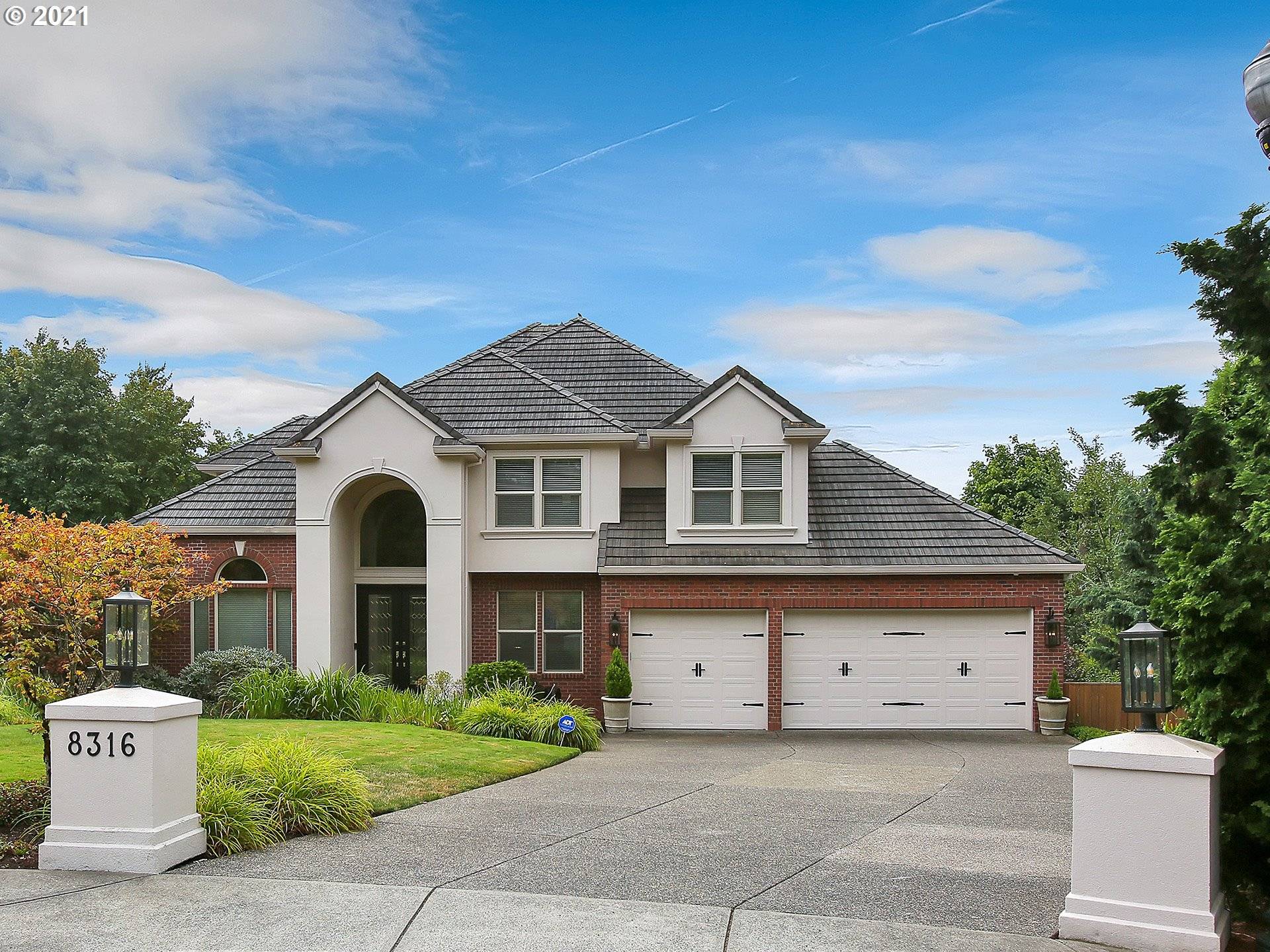 8316 NW RIDGETOP CT, Portland, OR 97229