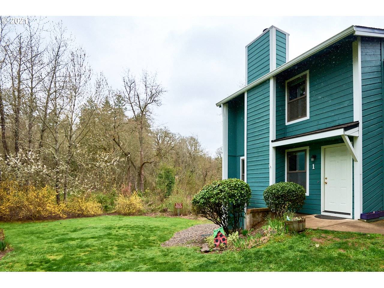 7915 SW Fanno Creek DR #1, Tigard, OR 97224