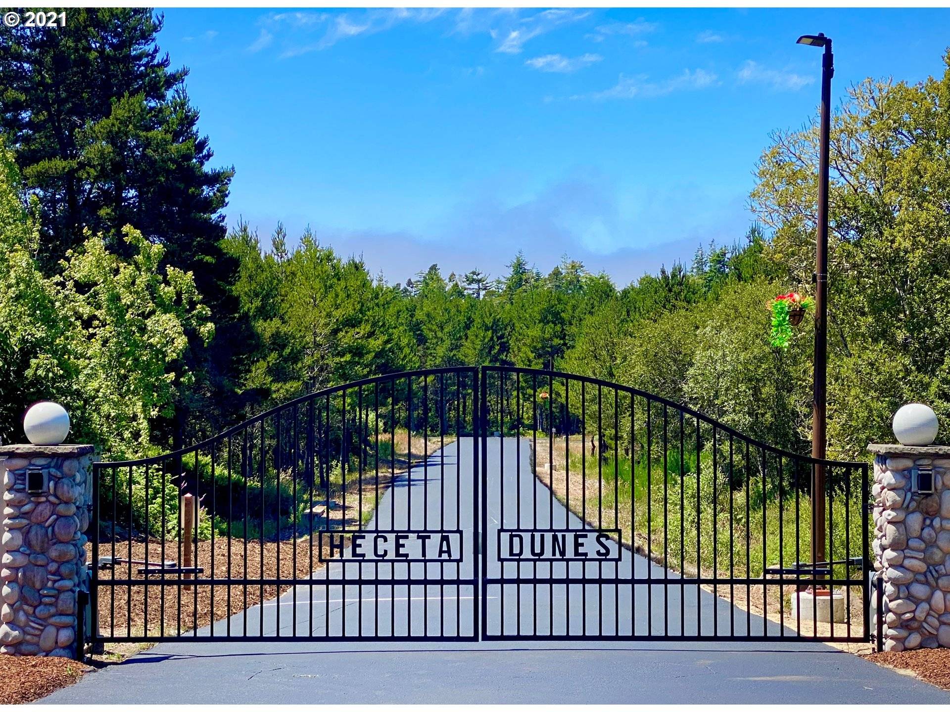 BELLEVUE DR #4,  Florence,  OR 97439