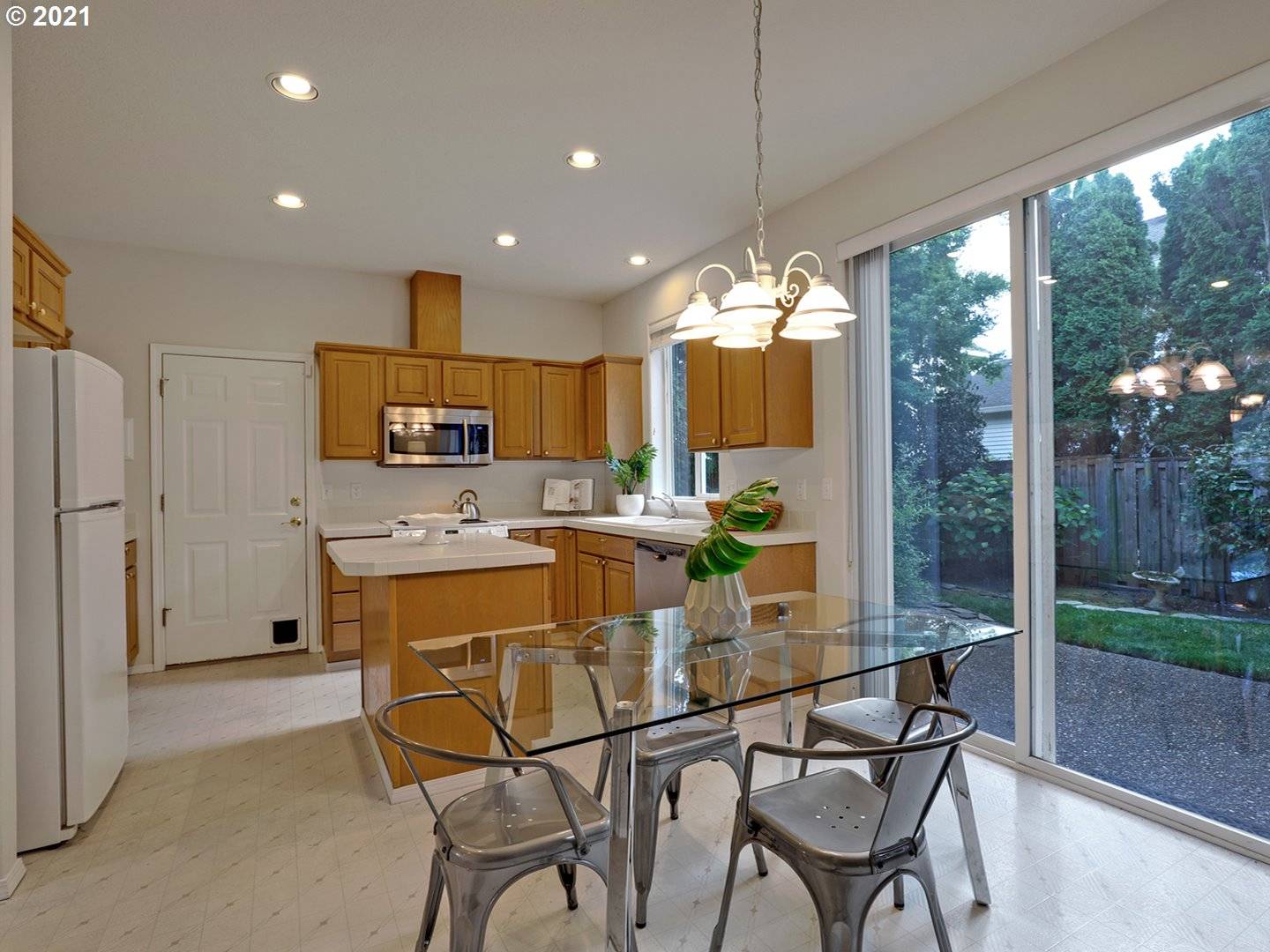Tigard, OR 97224,8580 SW BRAEBURN LN