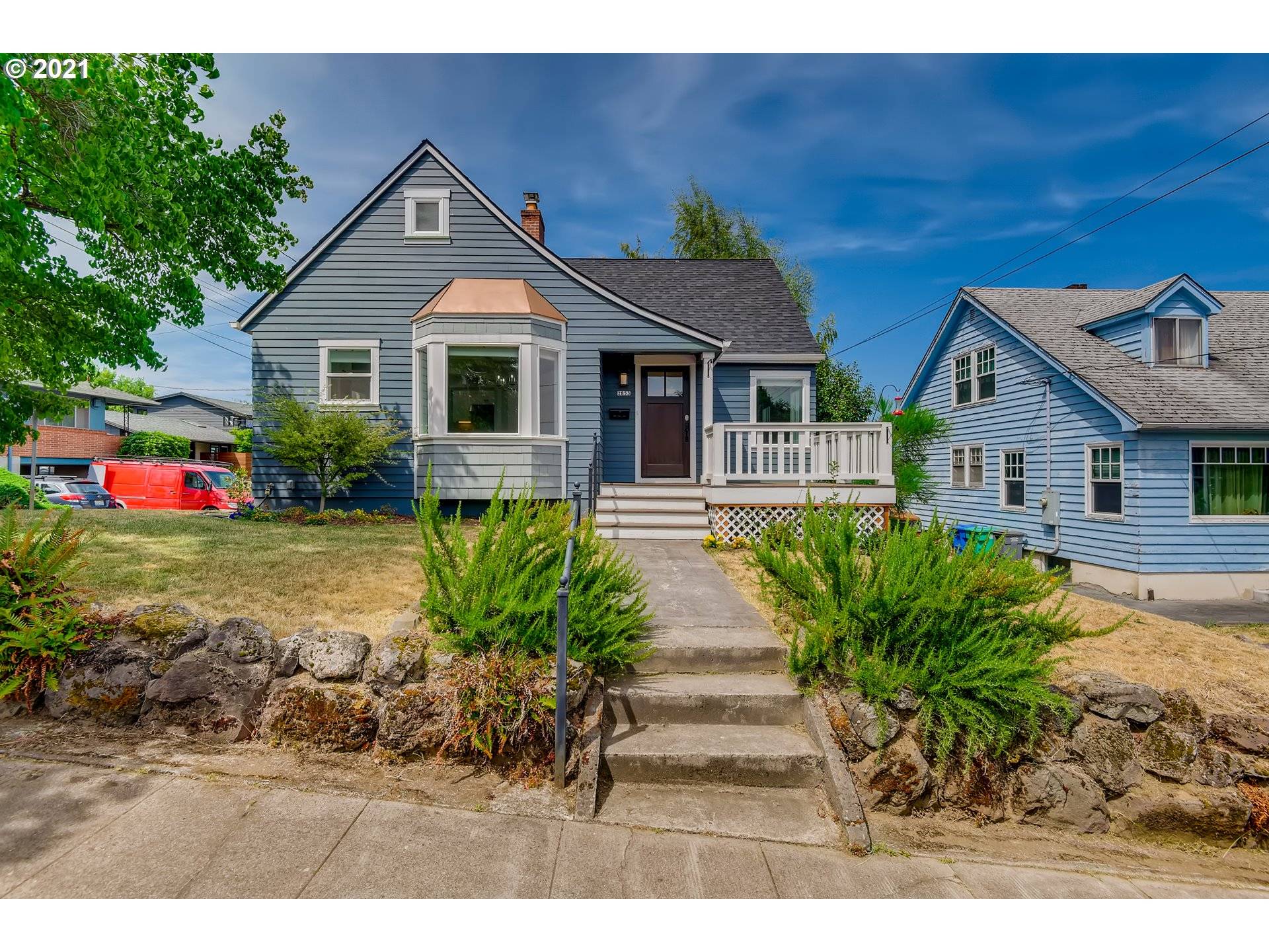2853 SE 49TH AVE, Portland, OR 97206