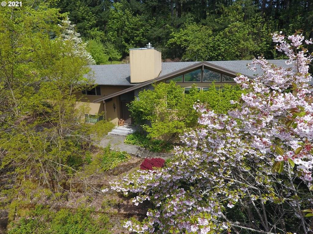 25115 SE TREEHILL LN, Damascus, OR 97089