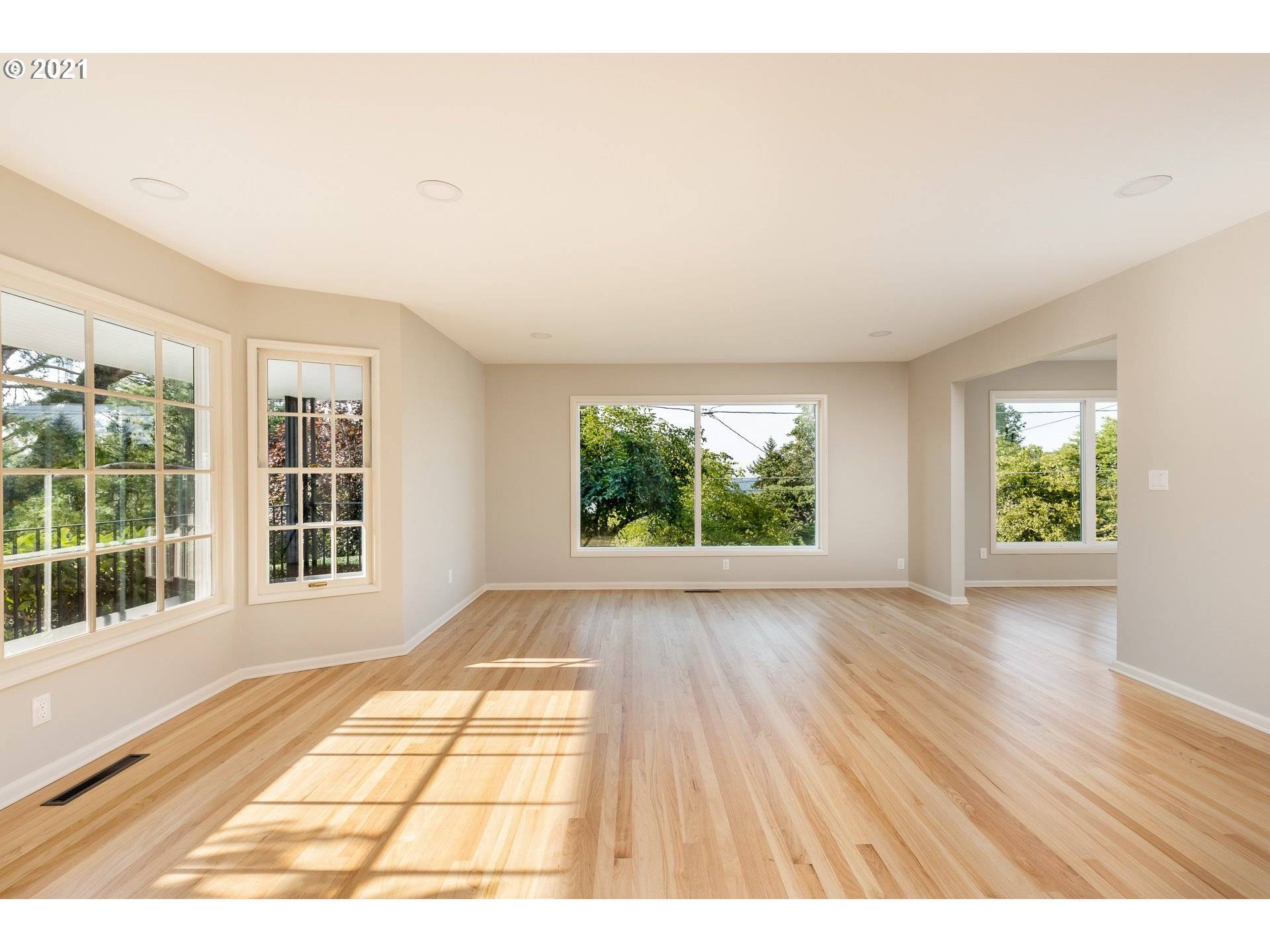 Portland, OR 97239,4145 SW TUALATIN AVE