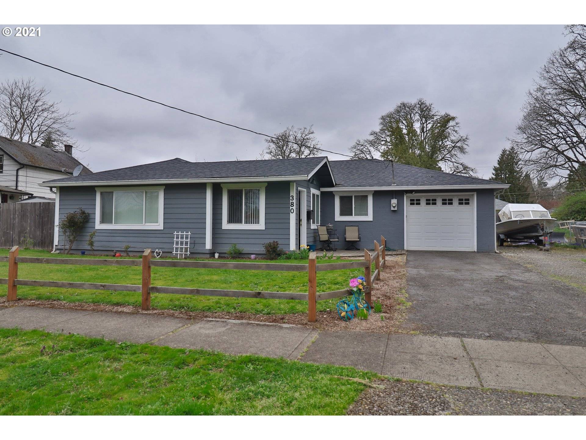 380 W FAIRFIELD ST, Gladstone, OR 97027