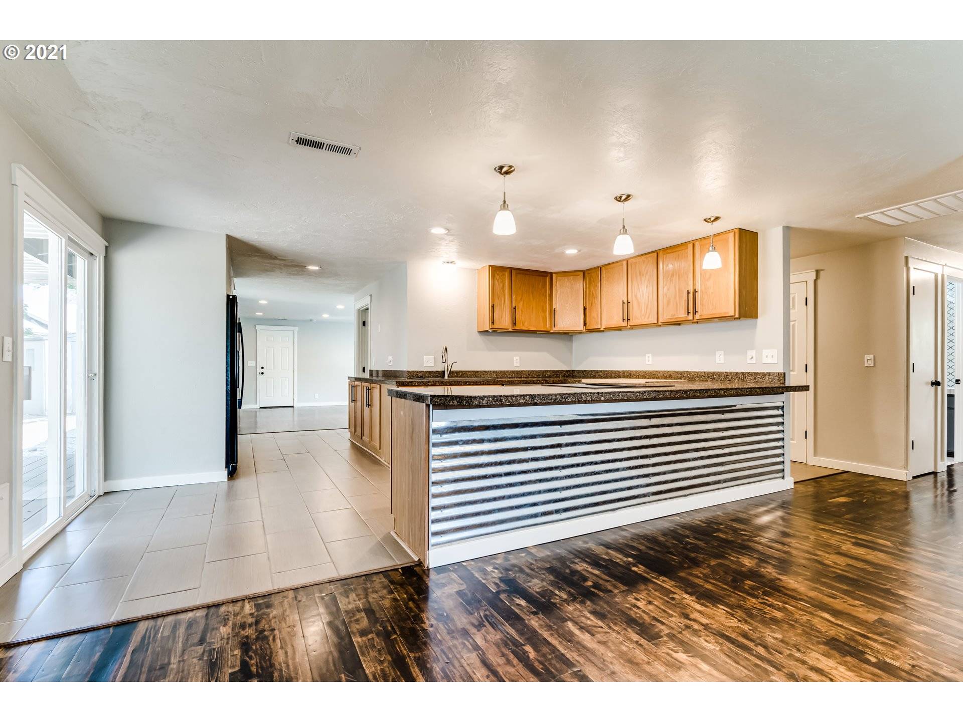 Springfield, OR 97478,753 64TH ST