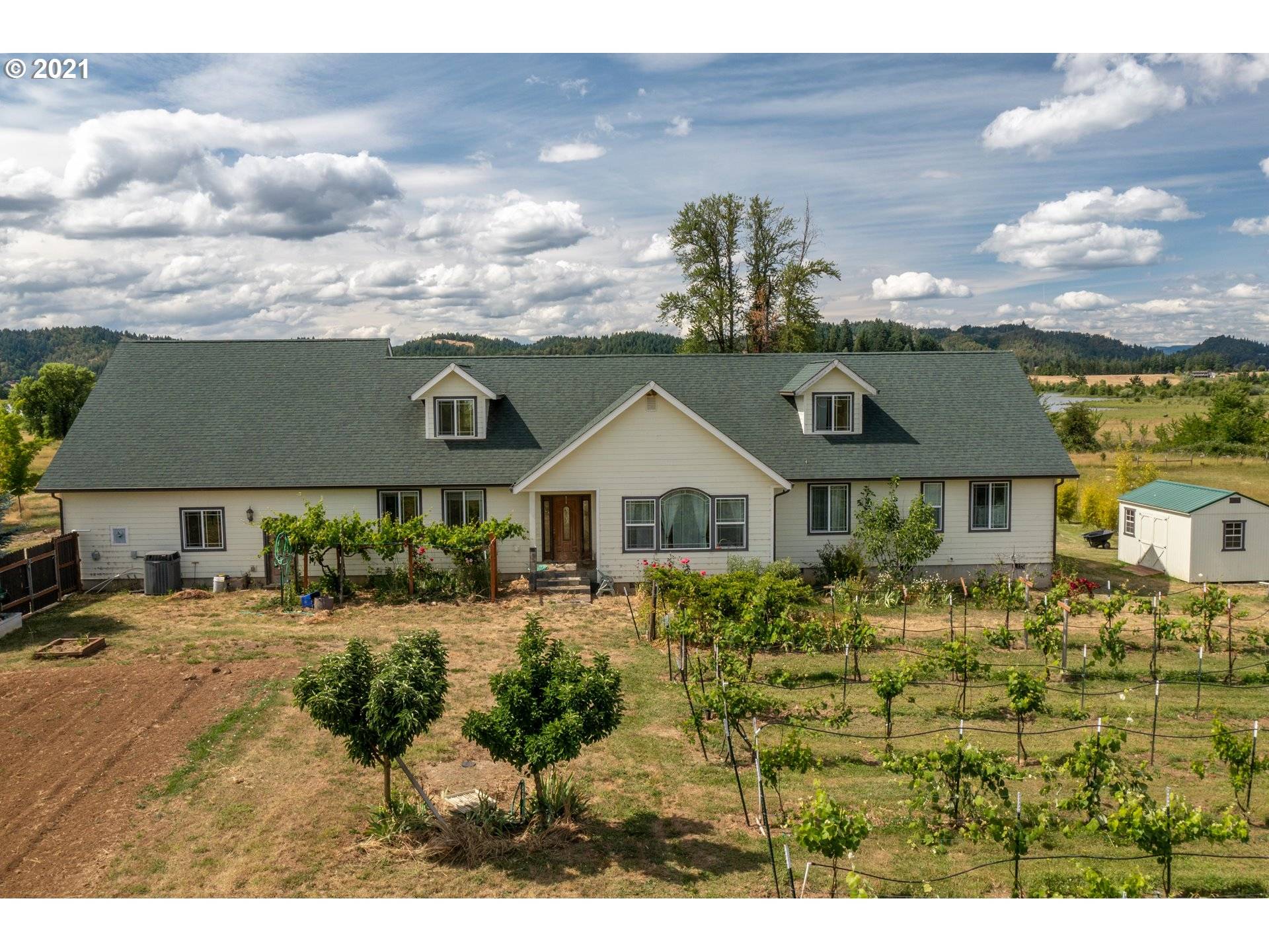 Sutherlin, OR 97479,1750 PLAT I RD