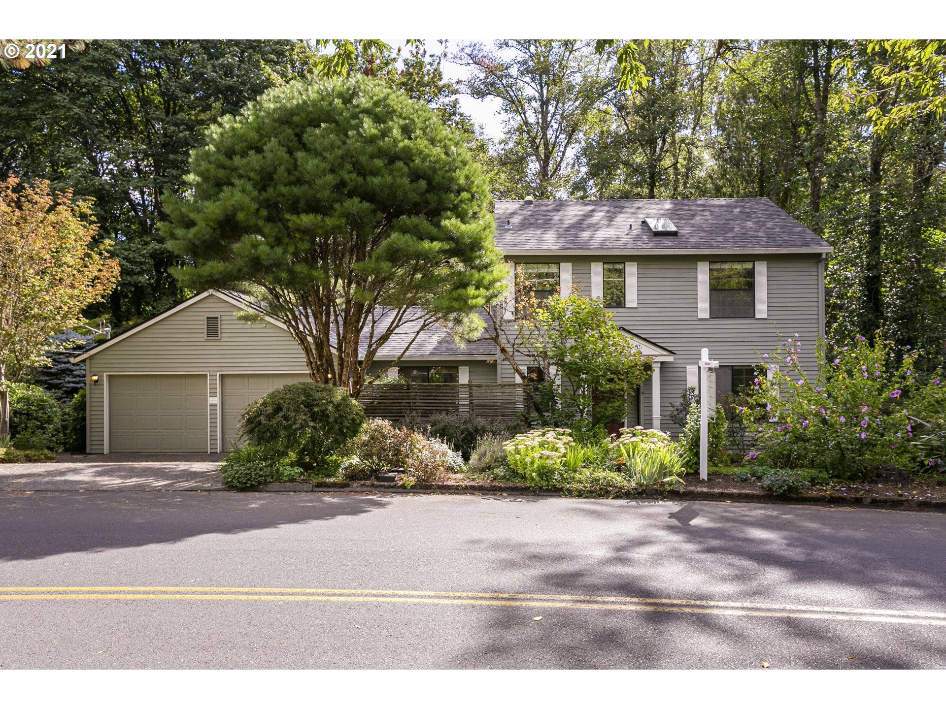 658 BOCA RATAN DR, Lake Oswego, OR 97034