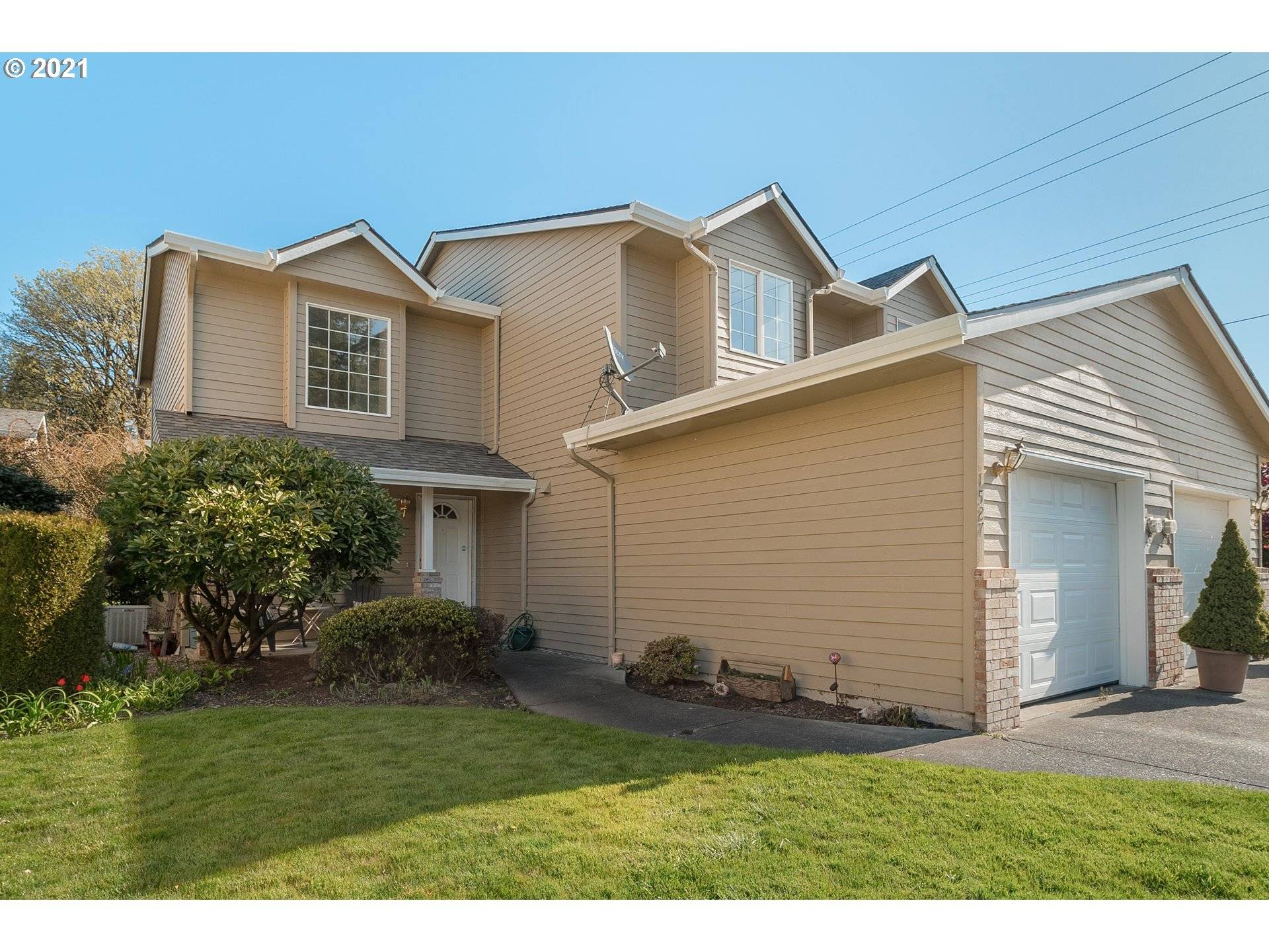 Longview, WA 98632,1527 3RD AVE