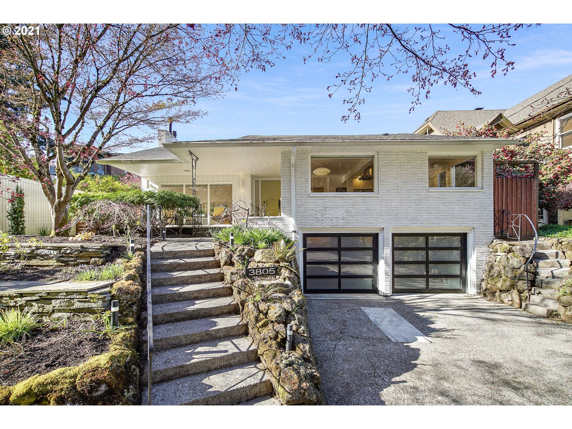 3805 SE ANKENY ST, Portland, OR 97214