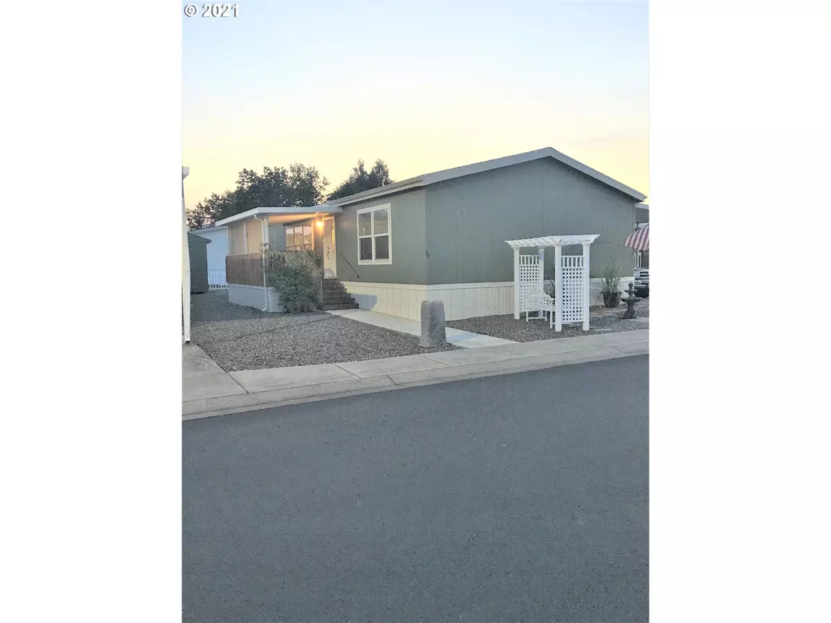 Sutherlin, OR 97479,1000 E CENTRAL AVE, SP 49