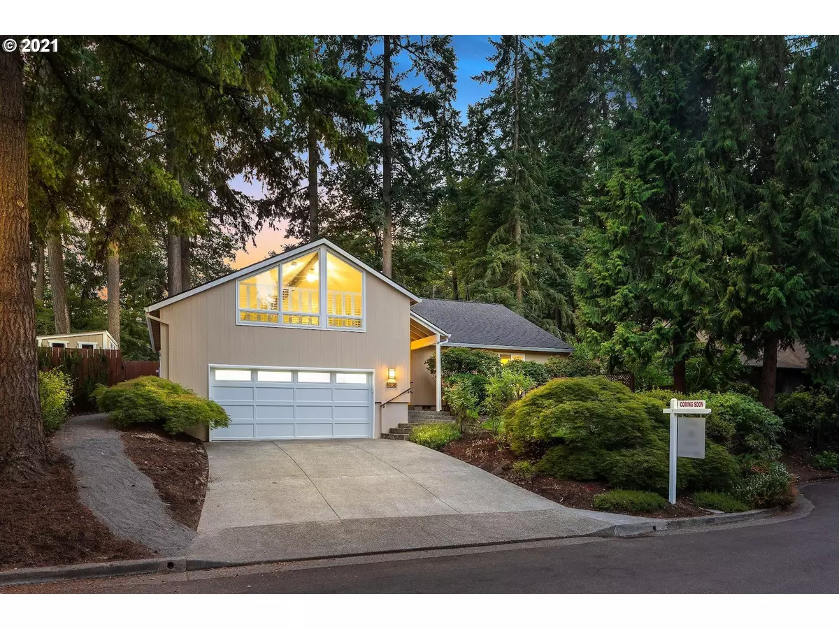 Lake Oswego, OR 97034,1620 ASH ST