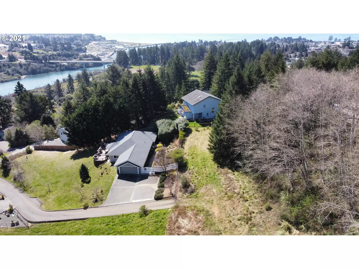 Brookings, OR 97415,1800 Marine DR #1800