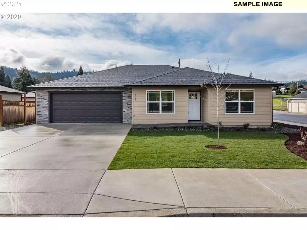 Winston, OR 97496,682 SE BRUSH CT