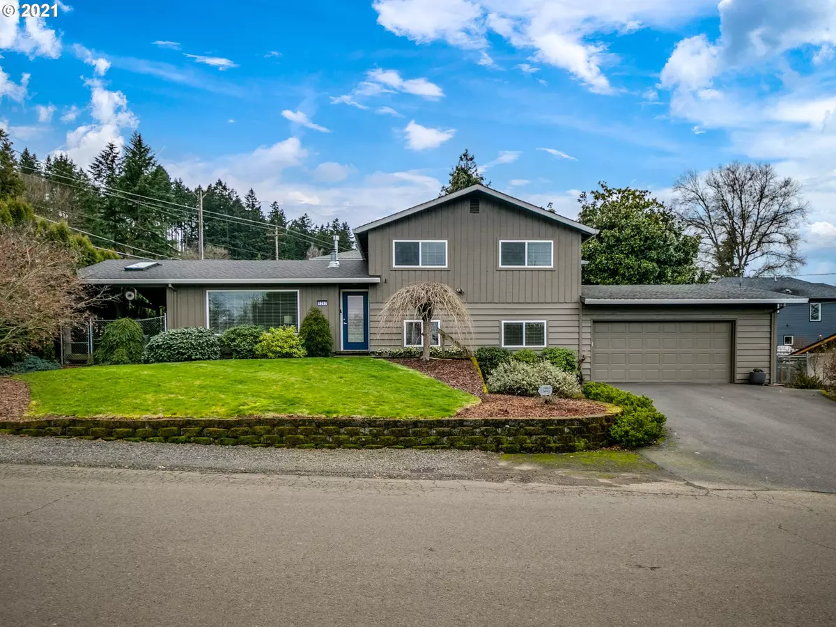 West Linn, OR 97068,6242 DAVENPORT ST