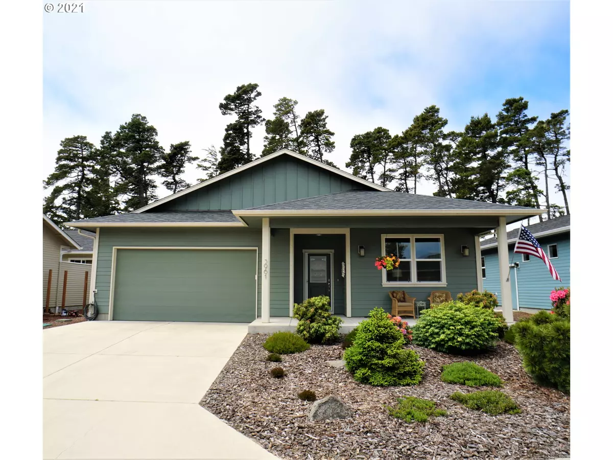 Florence, OR 97439,3961 NANDINA DR