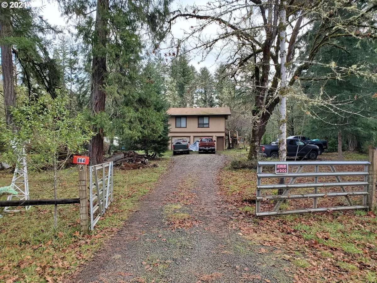 Oakland, OR 97462,864 RIVERWOOD LN