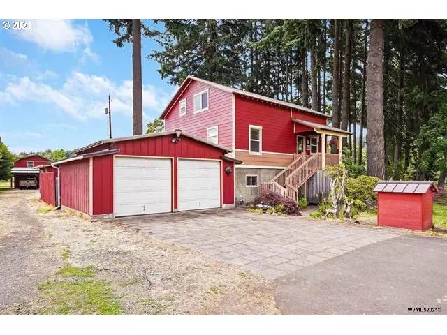 Albany, OR 97321,390 JUNIPER LN