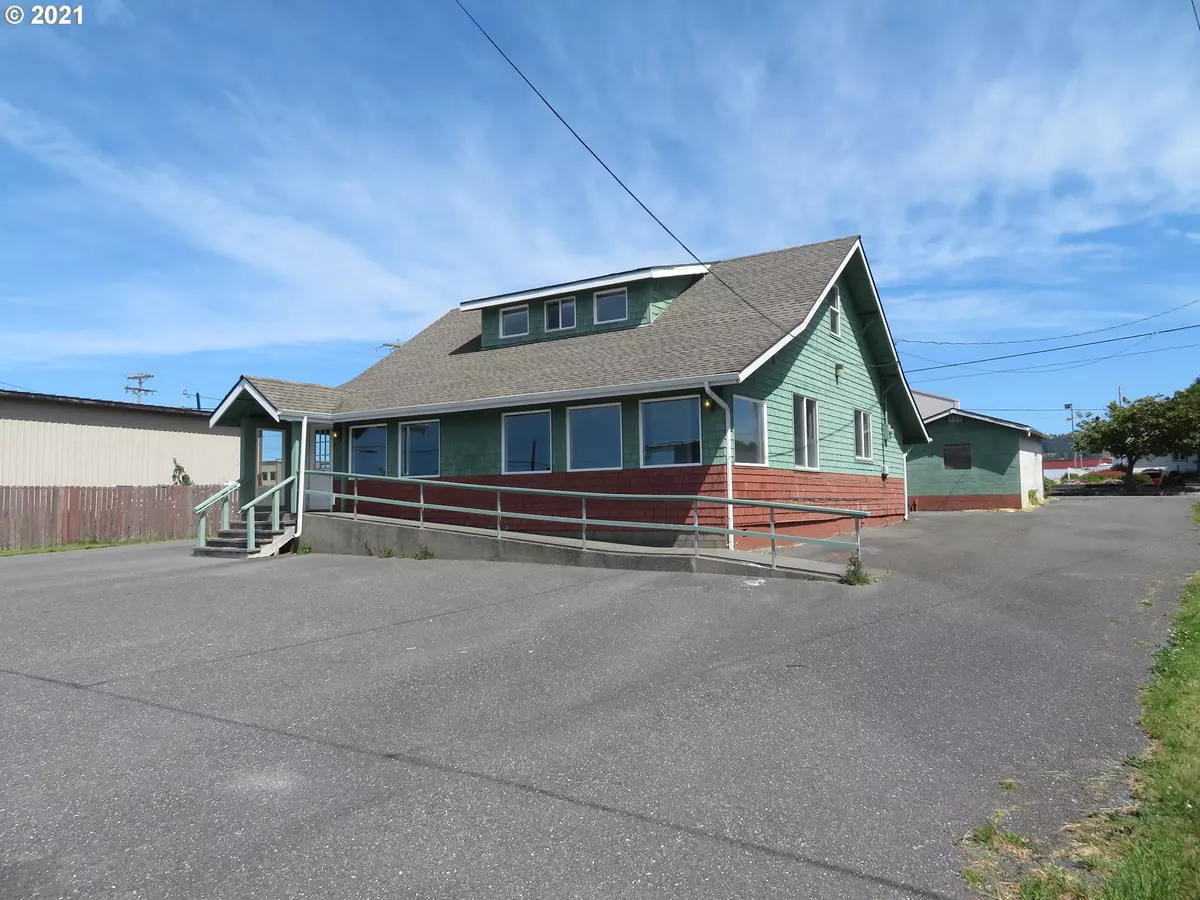 Gold Beach, OR 97444,94187 THIRD ST