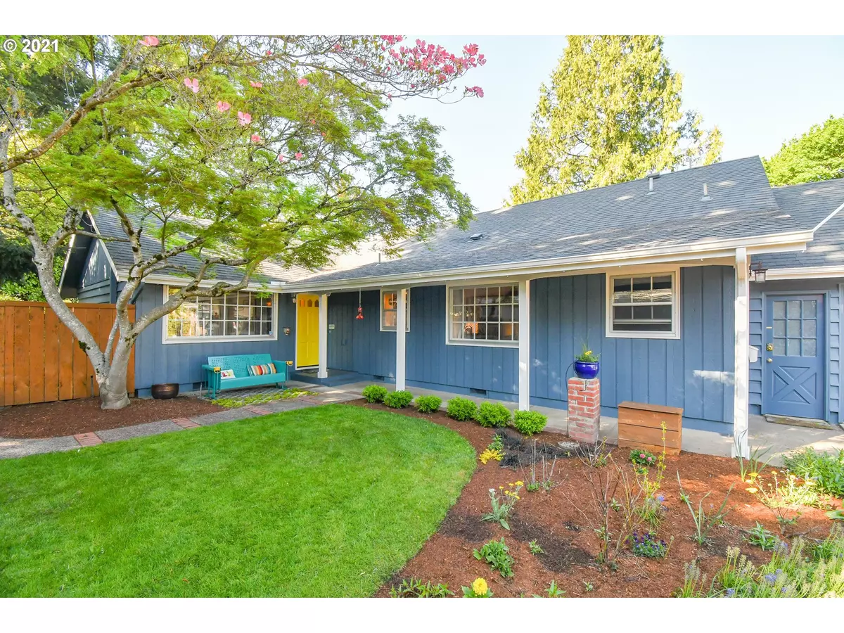 Eugene, OR 97401,551 SHIRE CT