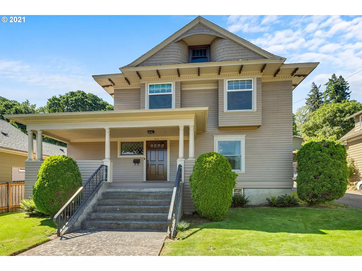 Hood River, OR 97031,915 EUGENE ST