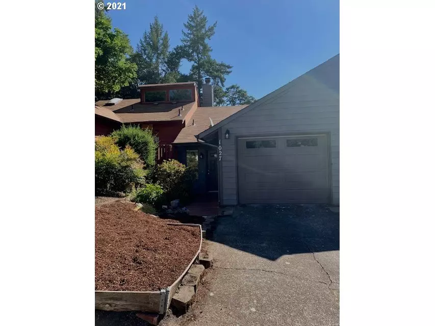 Corvallis, OR 97330,1027 NW CHARLEMAGNE PL