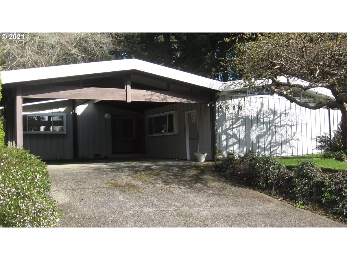 Coos Bay, OR 97420,1560 N 14TH ST