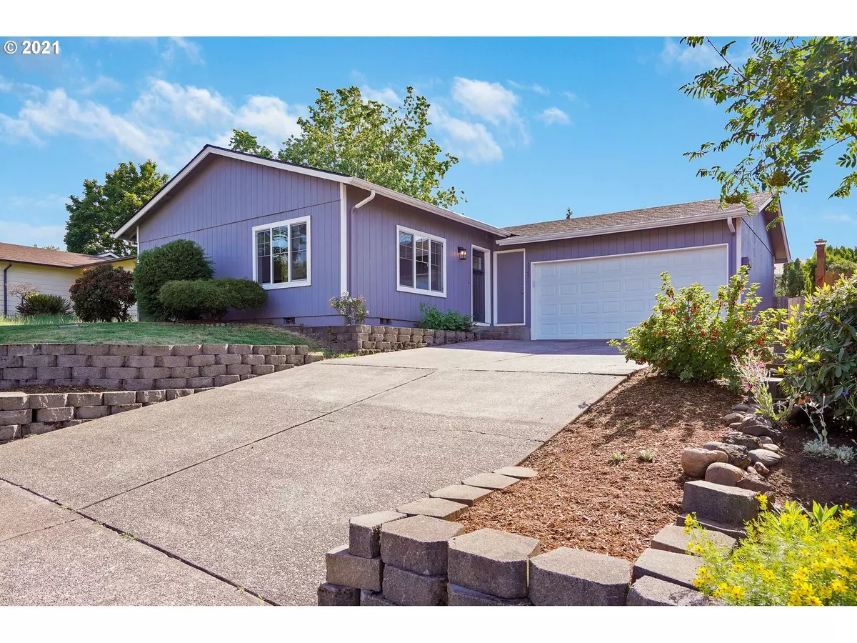 Salem, OR 97306,5547 FERNBROOK CT S