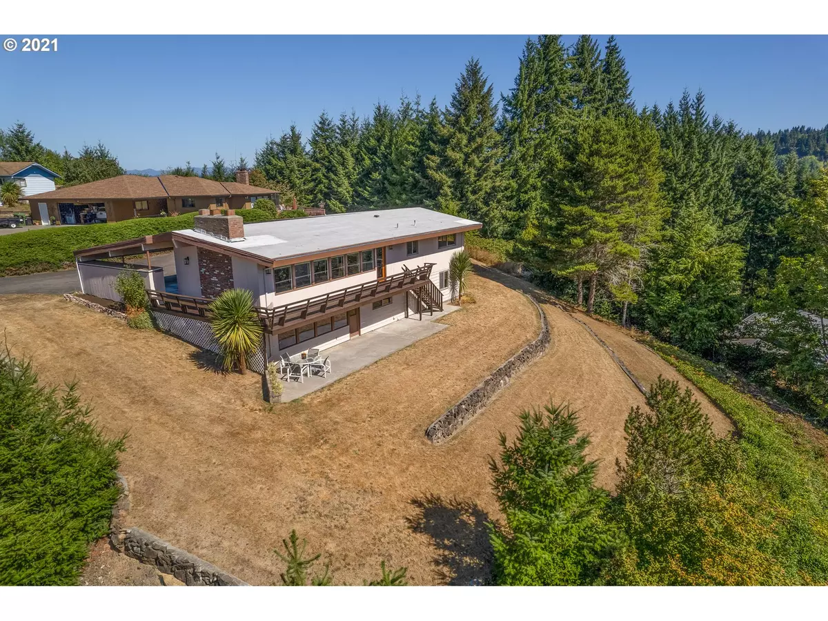 Clatskanie, OR 97016,910 SW Janis CT