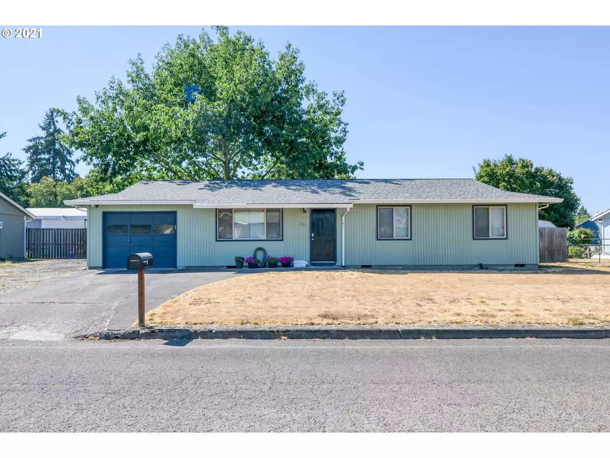 Molalla, OR 97038,416 CAROL CT