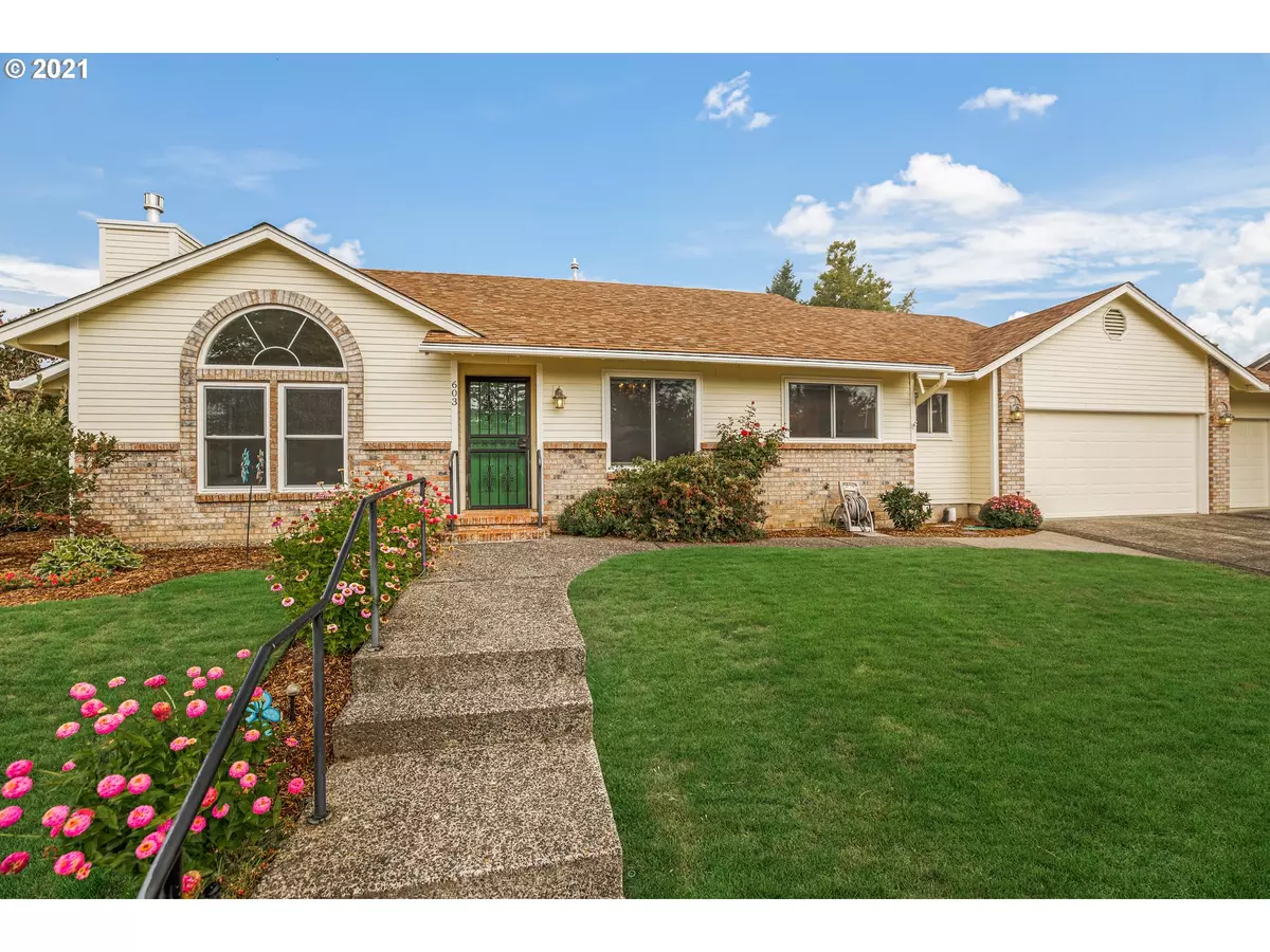 Hillsboro, OR 97124,603 NE JOANNE CT