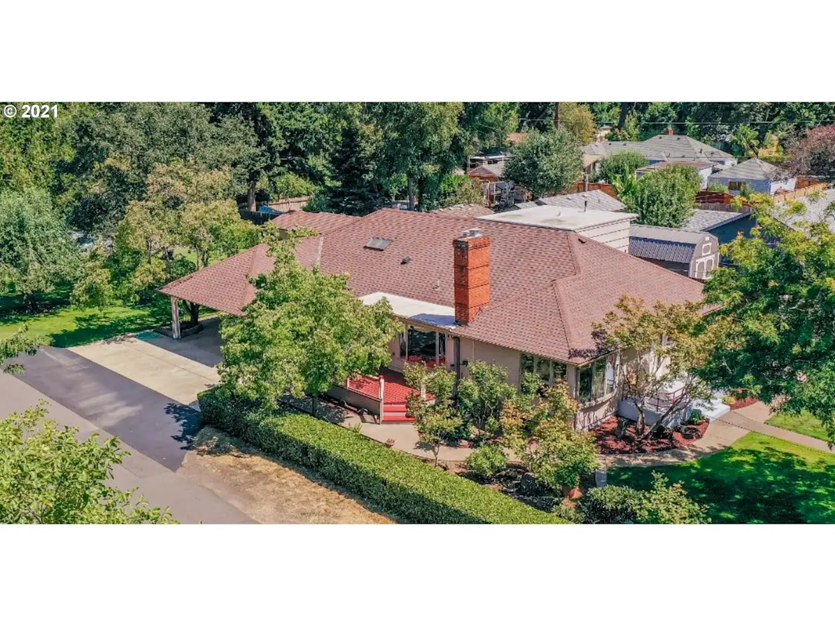 1190 HORN LN, Eugene, OR 97404