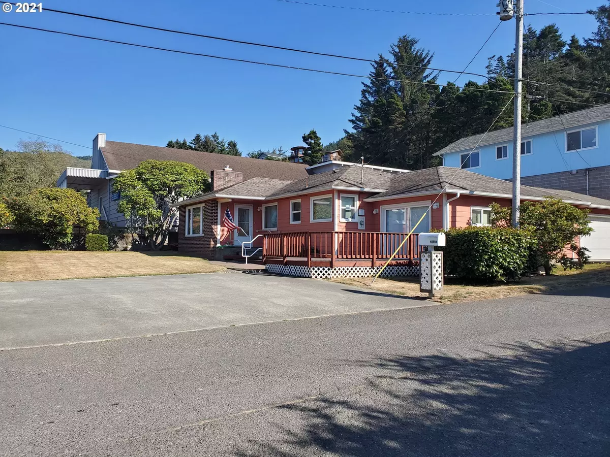 Gold Beach, OR 97444,94180 ELEVENTH ST